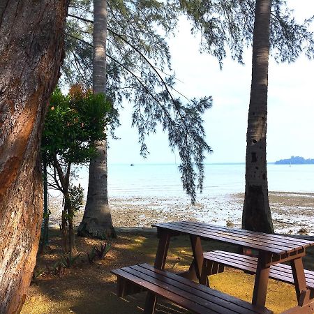 12Haven Stunning Seaside Luxury Villa Pd With Kids Pool Port Dickson Exterior photo