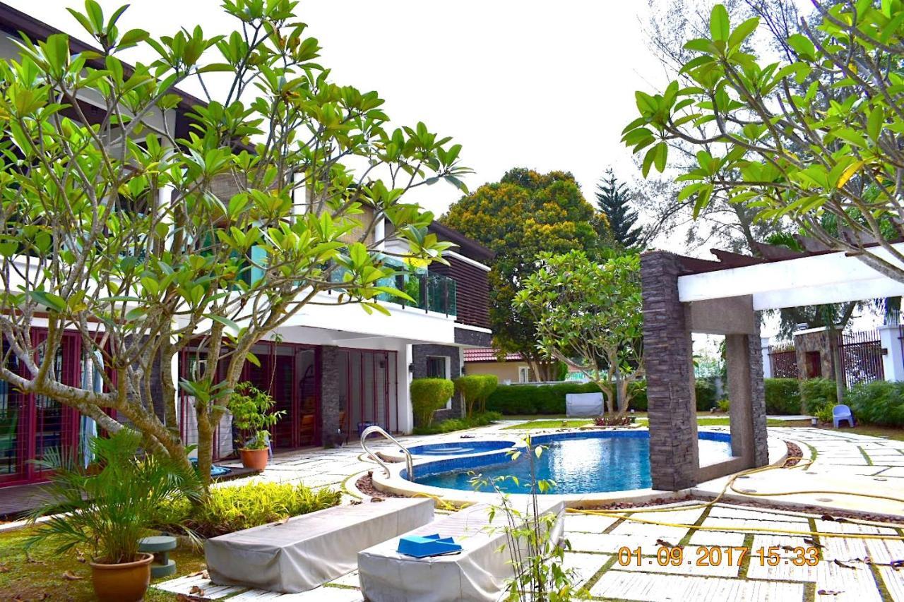 12Haven Stunning Seaside Luxury Villa Pd With Kids Pool Port Dickson Exterior photo